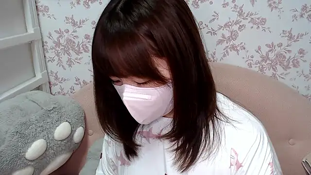 Snapshot of mei_hosina chatting on 09.24.25 mei hosina online show from 09.24.25