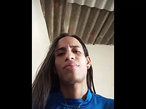 Snapshot of AlexaWarner chatting on 12.02.25 AlexaWarner online show from 12.02.25