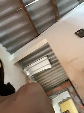 Snapshot of AlexaWarner chatting on 12.14.25 AlexaWarner online show from 12.14.25