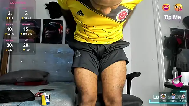 Snapshot of Hardboy_latin chatting on 06.18.26 Hardboy latin online show from 06.18.26