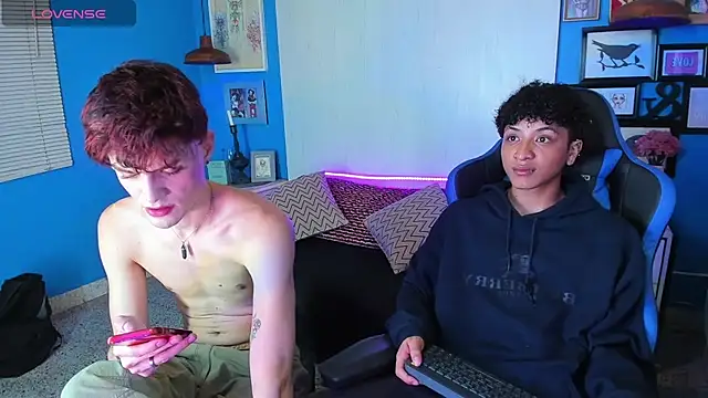 Snapshot of VladHellsing4 chatting on 01.31.25 VladHellsing4 online show from 01.31.25