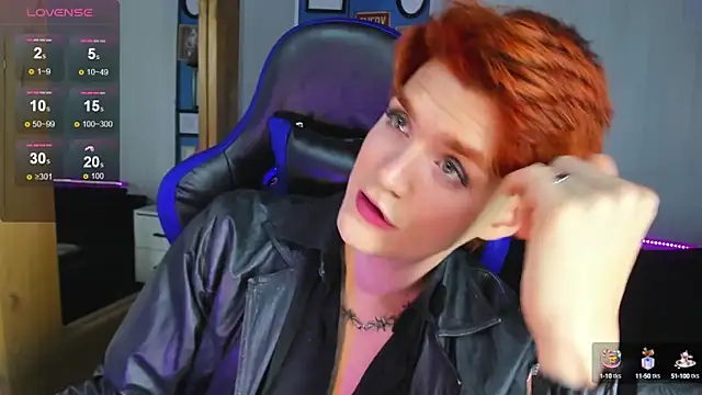 Snapshot of VladHellsing4 chatting on 10.02.25 VladHellsing4 online show from 10.02.25