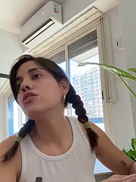 SaraLatinayPrimiciax online show from 01.15.25