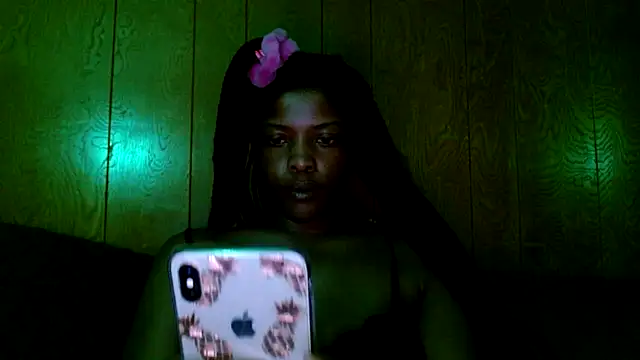 CaramelGoddessxoxo online show from 04.24.26