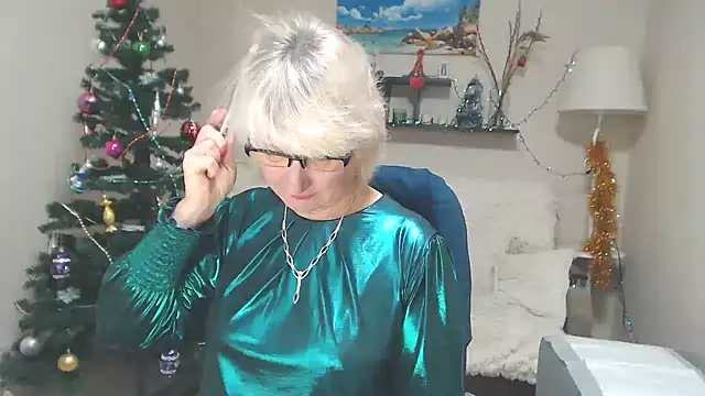 FleurMays online show from 01.08.25