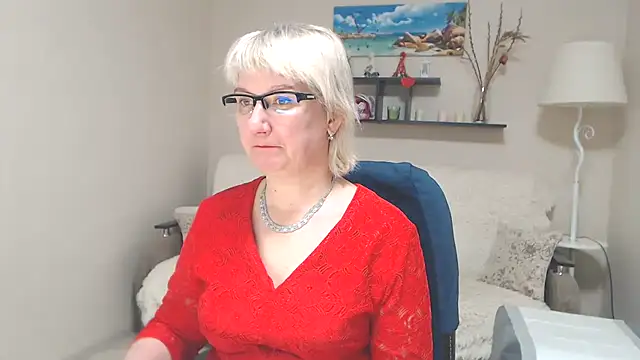 FleurMays online show from 02.04.25