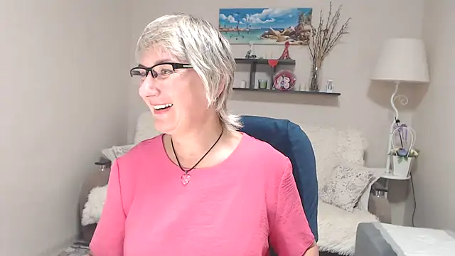 FleurMays online show from 10.10.25