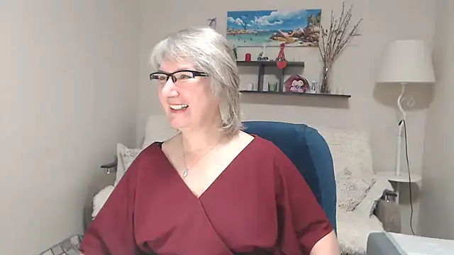 FleurMays online show from 12.05.25