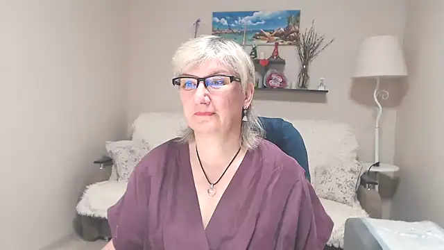 FleurMays online show from 06.12.26