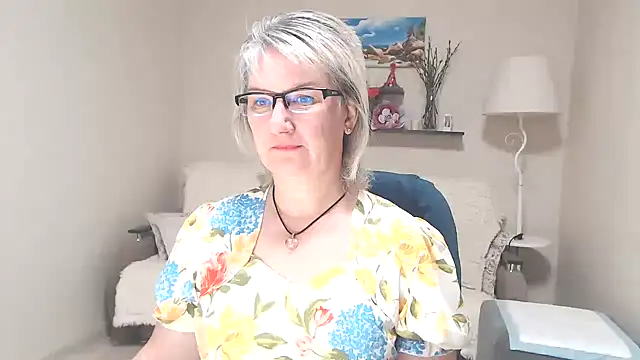 FleurMays online show from 06.20.26