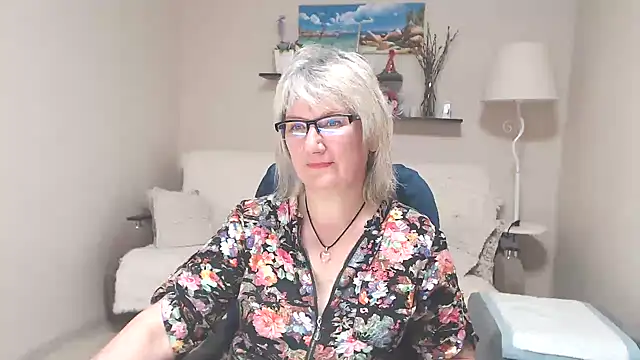 FleurMays online show from 06.25.26
