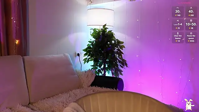 Goldy Grace  online show from 01.27.25