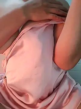 Snapshot of Leva_laddy chatting on 03.09.25 Leva laddy online show from 03.09.25