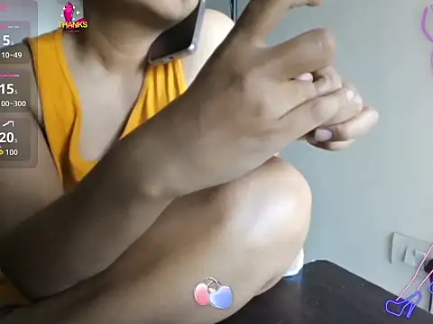 Snapshot of MakeMeCumAhh chatting on 02.11.26 MakeMeCumAhh online show from 02.11.26