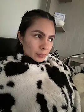 SofiaG  online show from 11.03.25