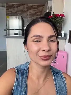 SofiaG  online show from 11.10.25