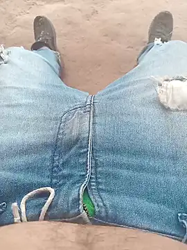 Snapshot of lele9457 chatting on 02.03.25 lele9457 online show from 02.03.25