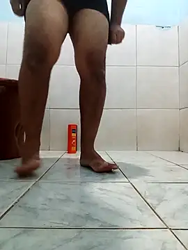 Snapshot of lele9457 chatting on 02.10.25 lele9457 online show from 02.10.25