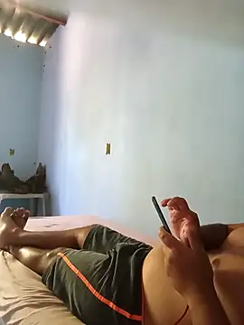 Snapshot of lele9457 chatting on 03.08.25 lele9457 online show from 03.08.25