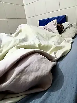 Snapshot of lele9457 chatting on 10.30.25 lele9457 online show from 10.30.25