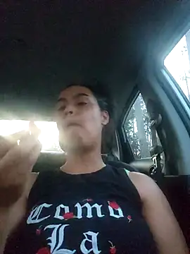 cinnaminnie online show from 03.04.25