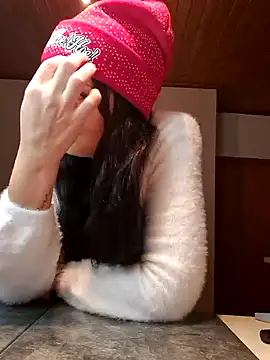 Snapshot of Jujuicy_97 chatting on 12.23.24 Jujuicy 97 online show from 12.23.24