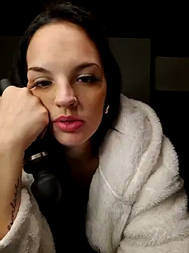 Snapshot of Jujuicy_97 chatting on 12.29.24 Jujuicy 97 online show from 12.29.24