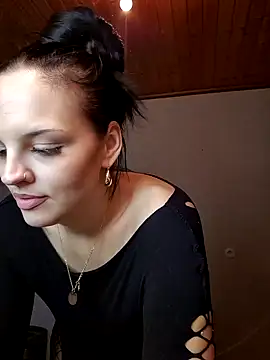 Snapshot of Jujuicy_97 chatting on 01.10.25 Jujuicy 97 online show from 01.10.25