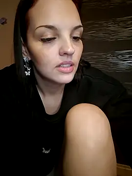 Snapshot of Jujuicy_97 chatting on 02.21.25 Jujuicy 97 online show from 02.21.25