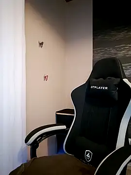 Snapshot of Jujuicy_97 chatting on 03.11.25 Jujuicy 97 online show from 03.11.25