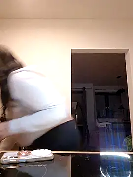 Snapshot of Jujuicy_97 chatting on 12.03.25 Jujuicy 97 online show from 12.03.25