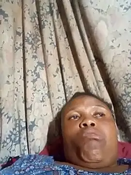 chubbyfreakyy1 online show from 12.18.25