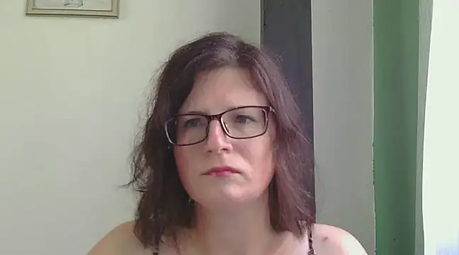 CrimsonMistress online show from 12.15.24