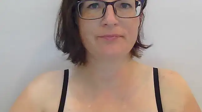 CrimsonMistress online show from 01.25.25