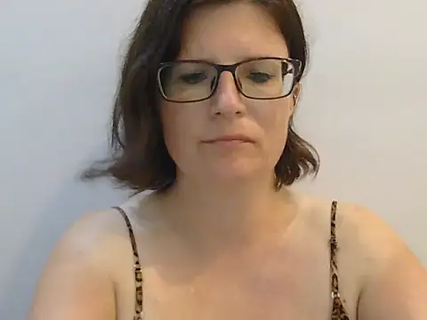 CrimsonMistress online show from 01.27.25