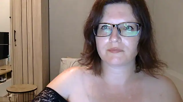 CrimsonMistress online show from 10.08.25