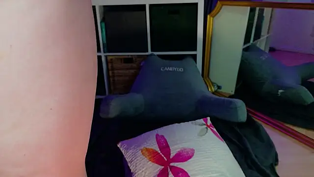 jenna-sxy19 online show from 06.09.26