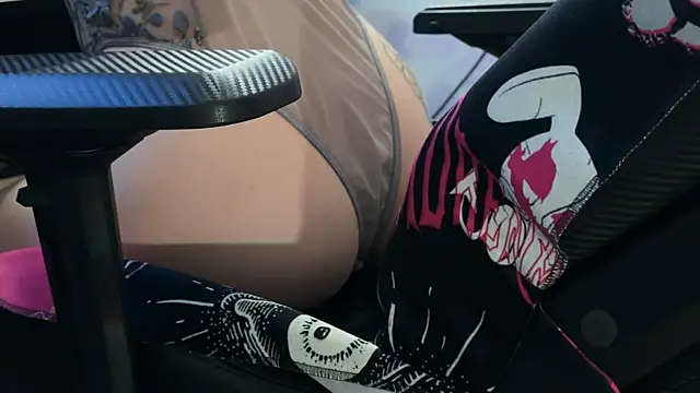 KiraLiLime online show from 02.22.25