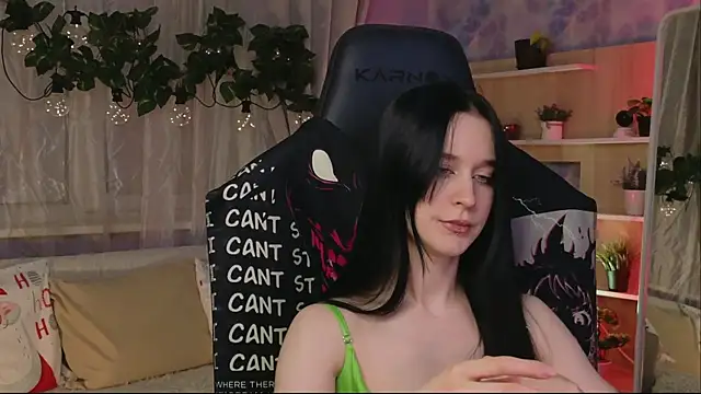 KiraLiLime online show from 02.23.25