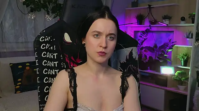 KiraLiLime online show from 03.21.25