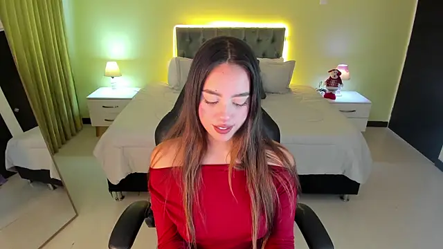 Snapshot of _Charlotte_evans_1 chatting on 12.03.25 Charlotte evans 1 online show from 12.03.25