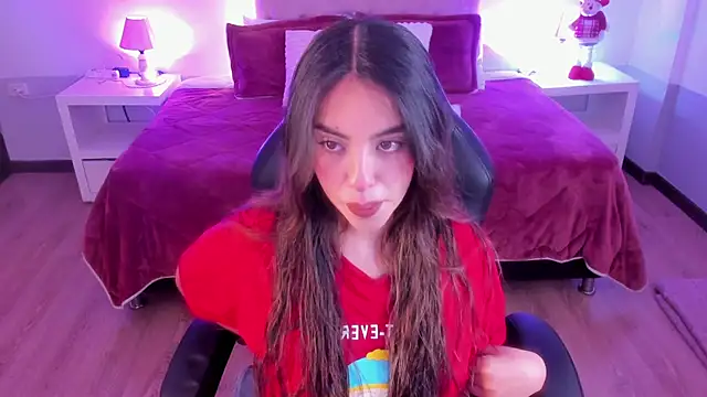 Snapshot of _Charlotte_evans_1 chatting on 12.17.25 Charlotte evans 1 online show from 12.17.25