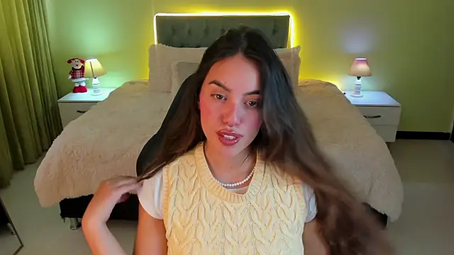 Snapshot of _Charlotte_evans_1 chatting on 12.19.25 Charlotte evans 1 online show from 12.19.25