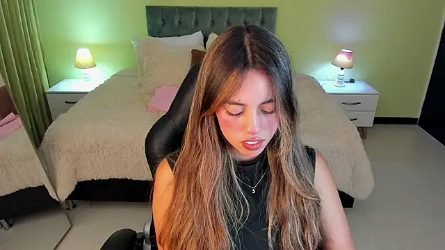 Snapshot of _Charlotte_evans_1 chatting on 02.05.26 Charlotte evans 1 online show from 02.05.26