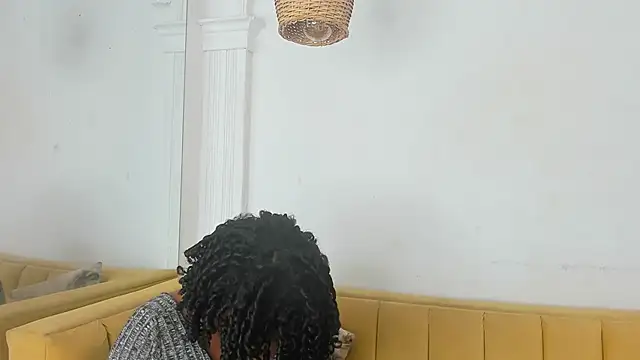 nataly velez online show from 03.22.25