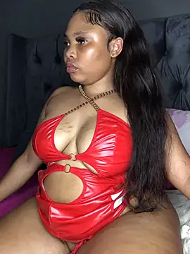 Anaelle24 online show from 02.13.25