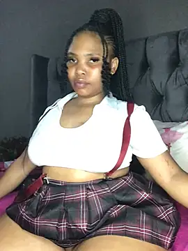 Anaelle24 online show from 02.21.25