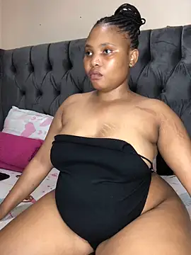 Snapshot of Anaelle24 chatting on 02.20.26 Anaelle24 online show from 02.20.26