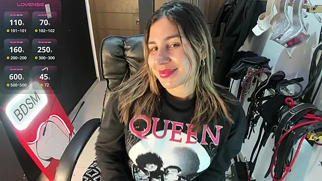 Snapshot of violet_bdsmx chatting on 09.25.25 violet bdsmx online show from 09.25.25