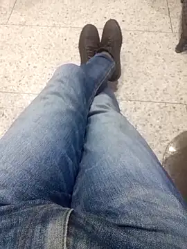 Snapshot of haway77777 chatting on 12.17.25 haway77777 online show from 12.17.25